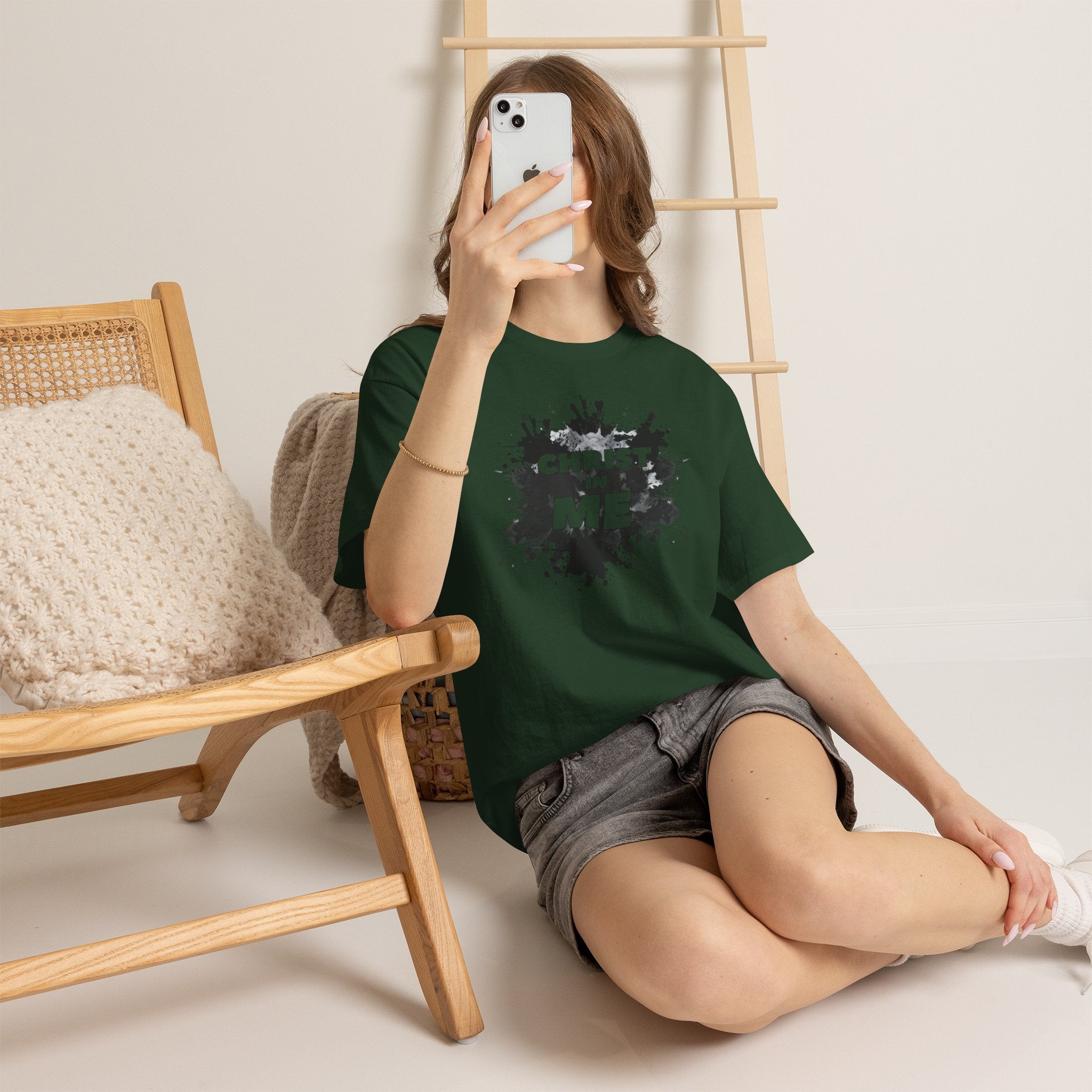 Christian 'Christ in Me' Graphic Tee — Faith-Based Splash Design