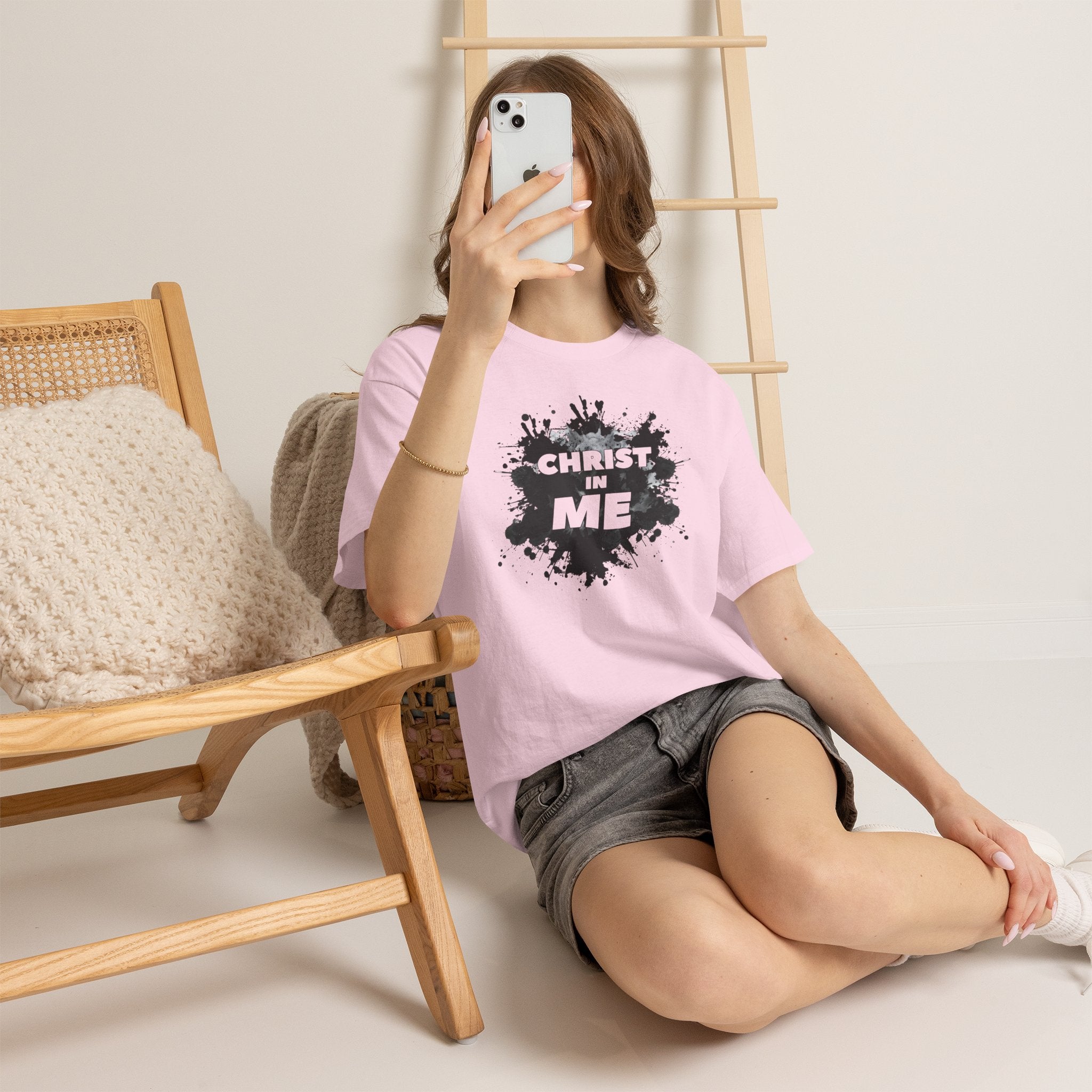 Christian 'Christ in Me' Graphic Tee — Faith-Based Splash Design