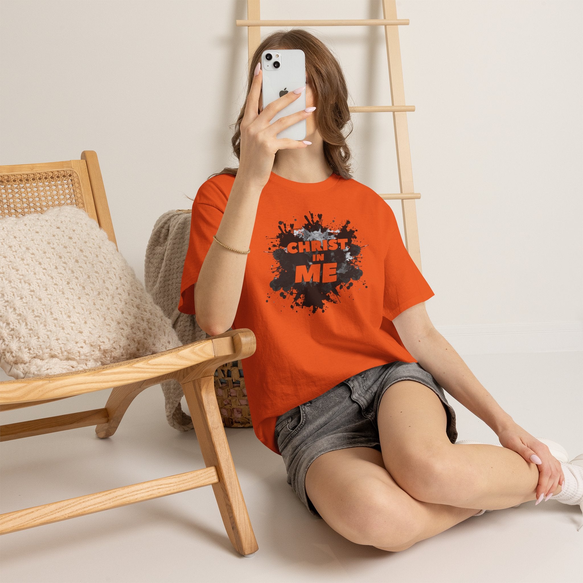 Christian 'Christ in Me' Graphic Tee — Faith-Based Splash Design